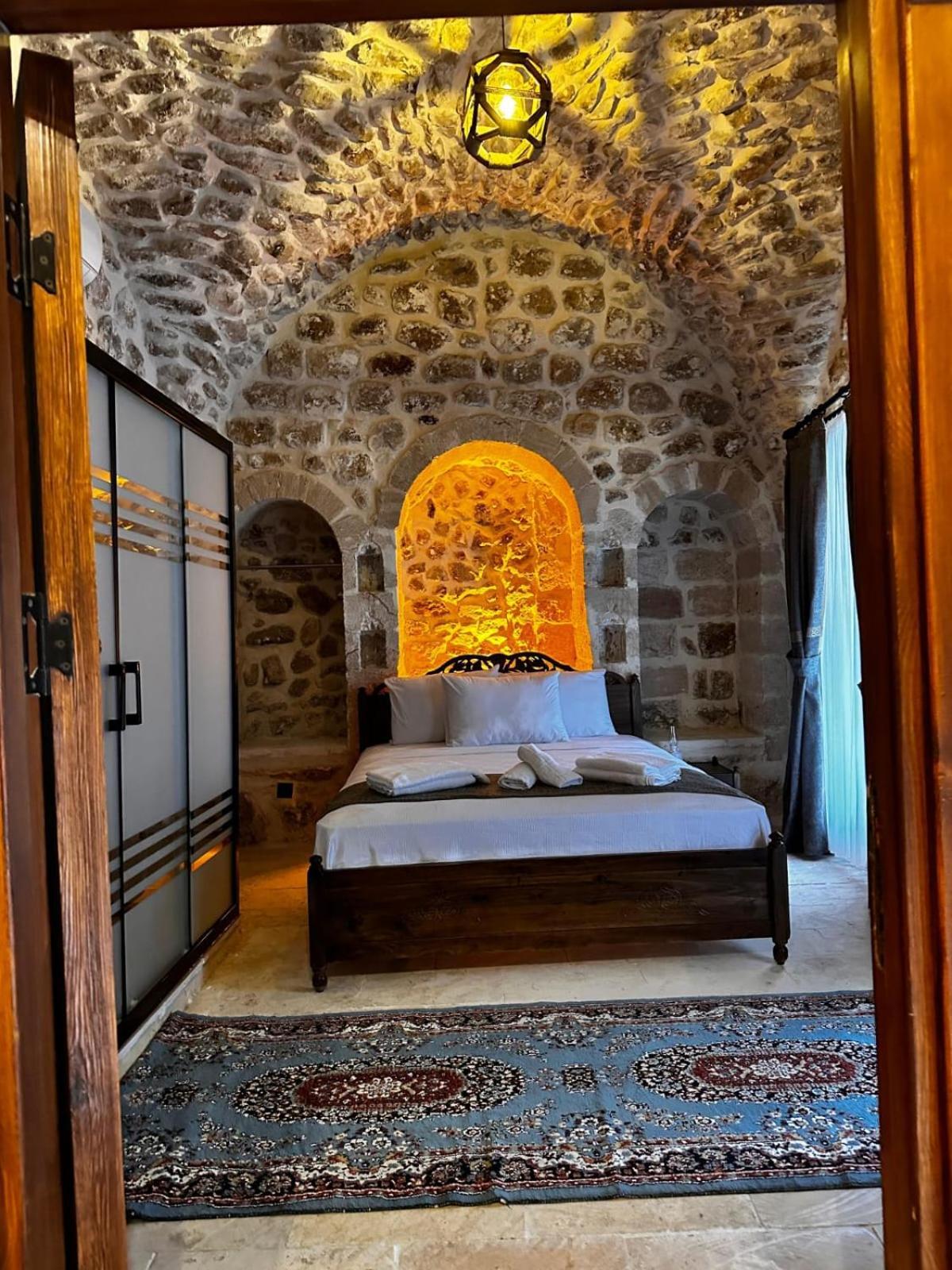 Arev Hotel Mardin Bagian luar foto